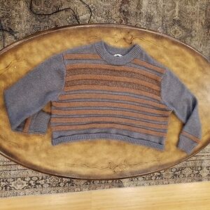 Like NEW Mystree Cropped Sweater Size Small
